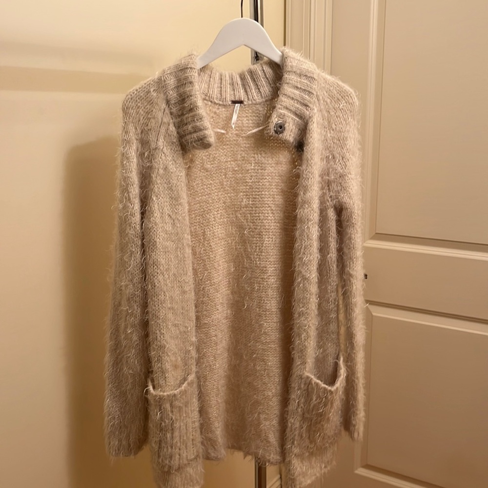 Free People xs white oversize sweater